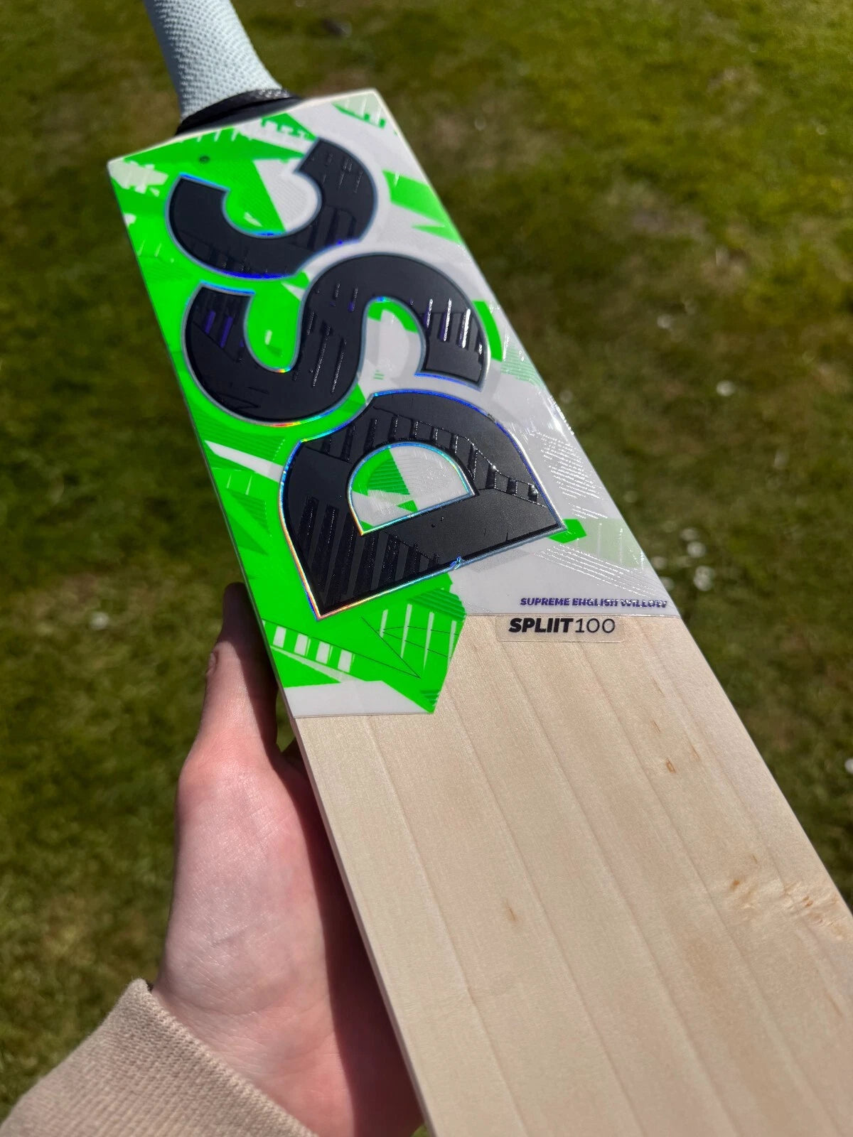 DSC Spliit100 Lightweight Cricket Bat 2lbs 9oz