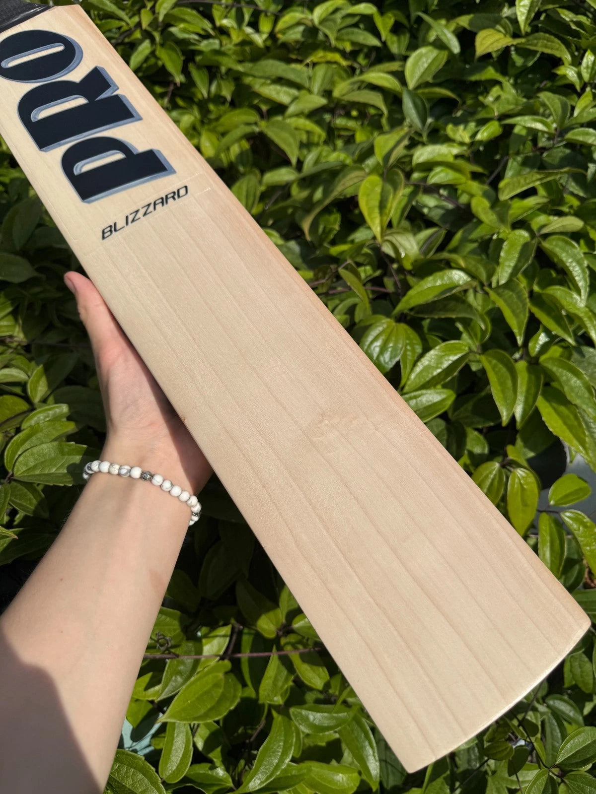 Protos Blizzard FC Sondhi Cricket Bat SH 2lbs 10oz