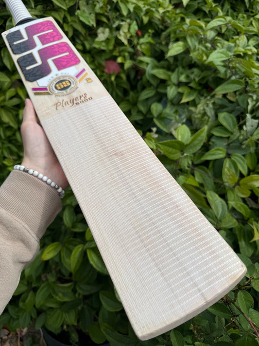 SS TON Players 5000 Rinku Singh Cricket Bat SH 2lbs 10oz