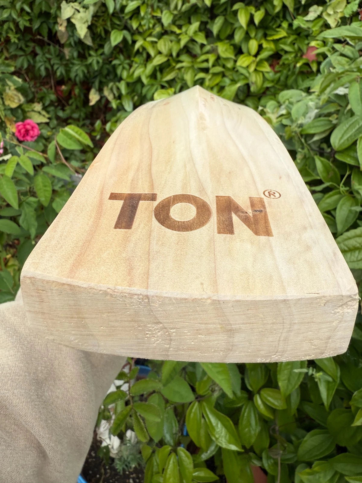 SS TON Players 5000 Rinku Singh Cricket Bat SH 2lbs 10oz