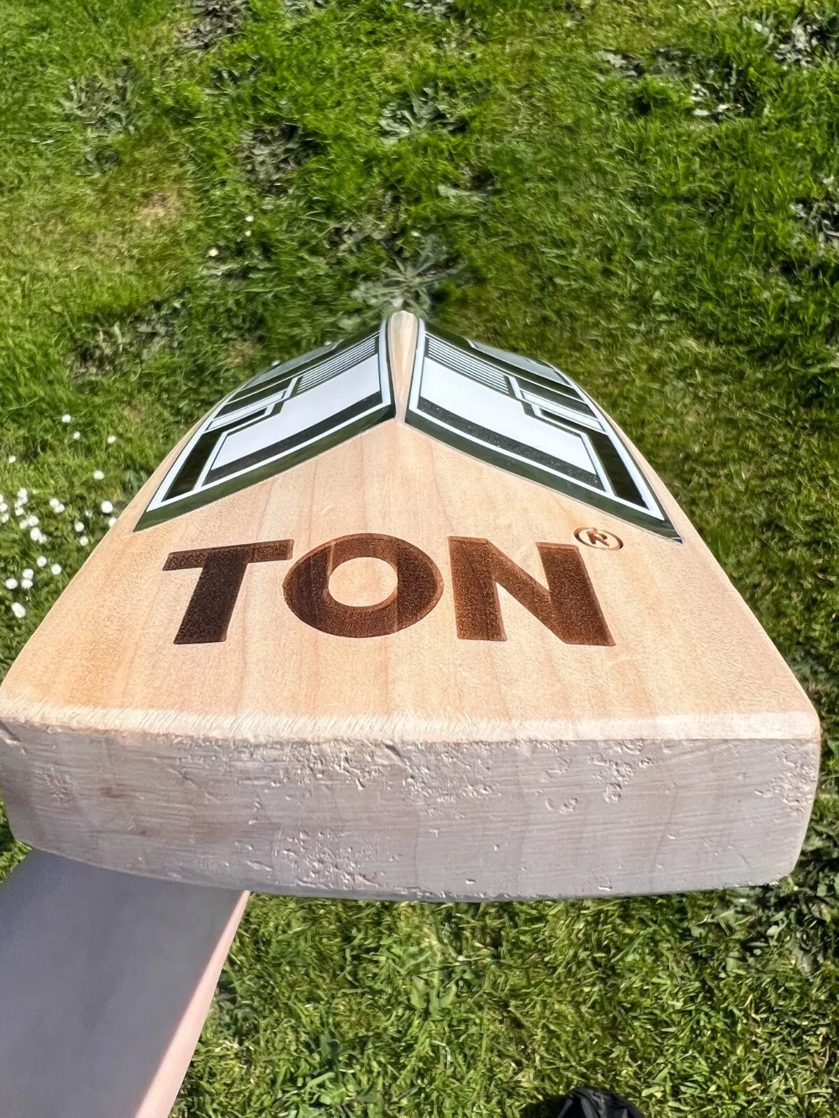 SS TON Master 99 Ultra Lightweight Cricket Bat 2lbs 7oz Short Handle