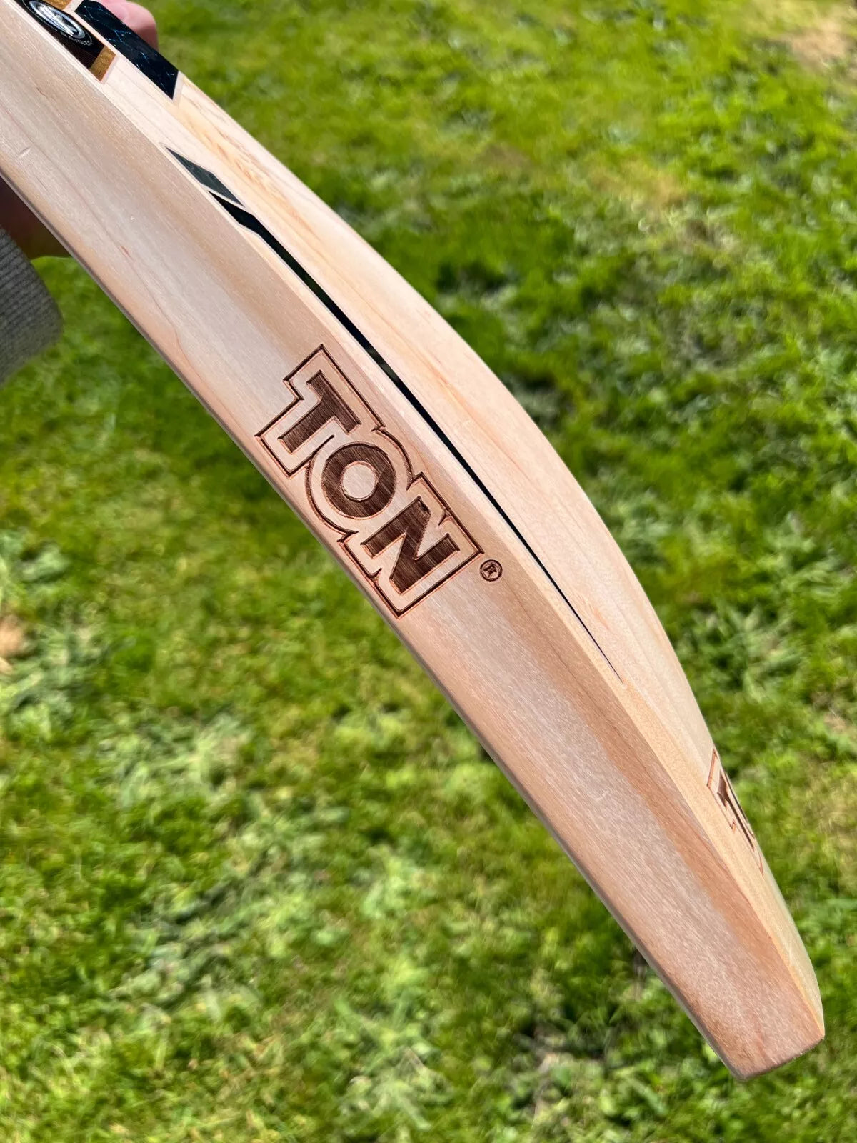 SS TON Gutsy Jonny Bairstow Cricket Bat 2lbs 9oz Short Handle