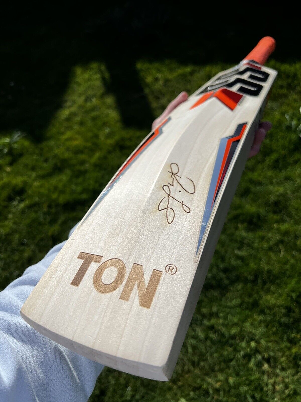 SS TON Ravindra Jadeja Cricket Bat 2lbs 9oz