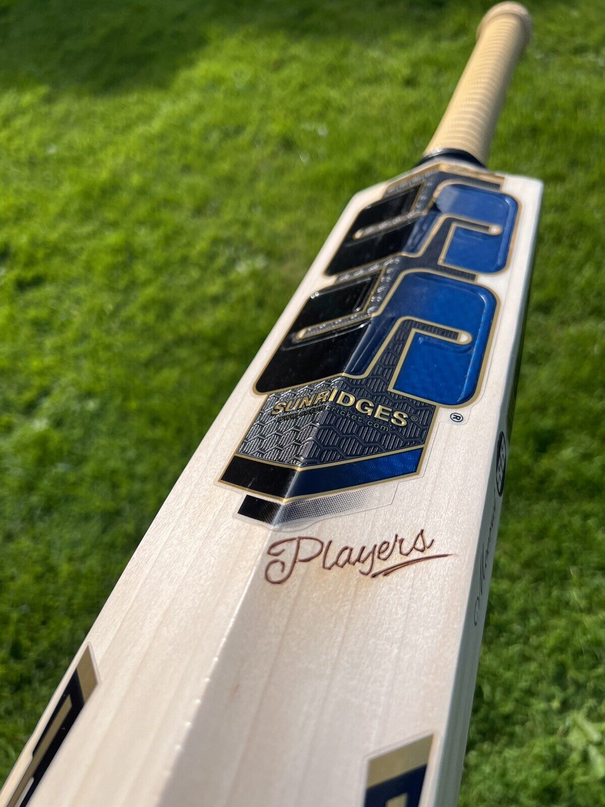 SS GG Smacker Players Grade 1 Cricket Bat 2lbs 8oz