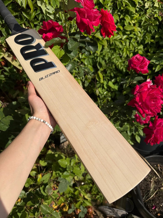 Protos Blizzard FC Sondhi Cricket Bat SH 2lbs 10oz