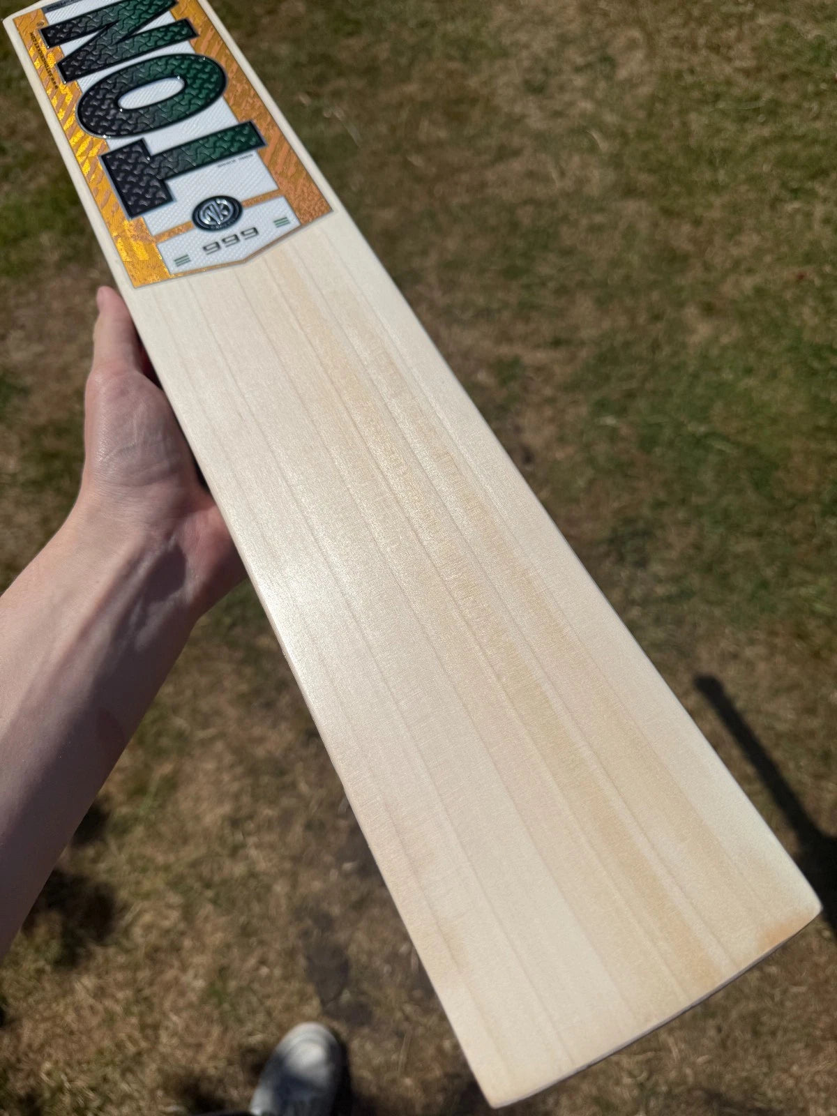 SS TON 999 Cricket Bat Short Handle 2lbs 9oz