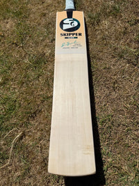 SG Skipper Icon Cricket Bat SH 2lbs 10oz