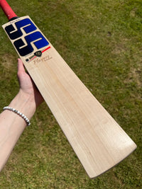 SS TON Quinton De Kock Players Cricket Bat Short Handle