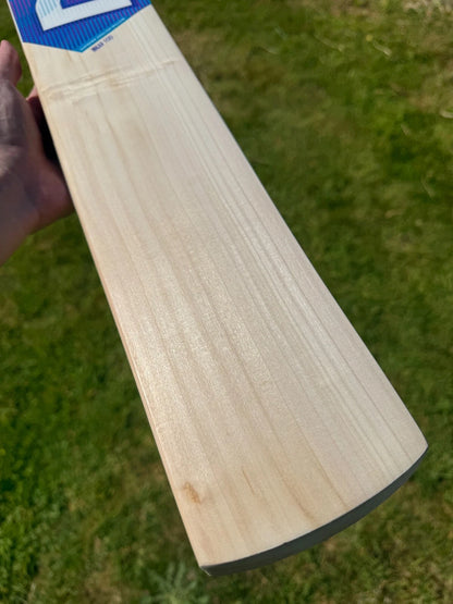 DSC Blu 100 Cricket Bat Short Handle 2lbs 10oz
