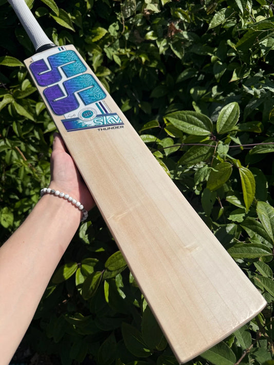 SS TON SKY Thunder Cricket Bat SH 2lbs 9oz