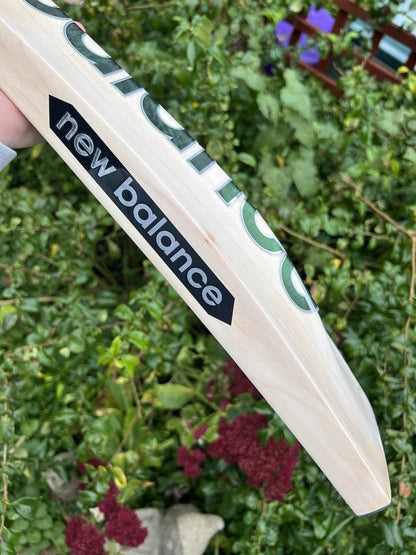 New Balance DC580 Short Handle Cricket Bat