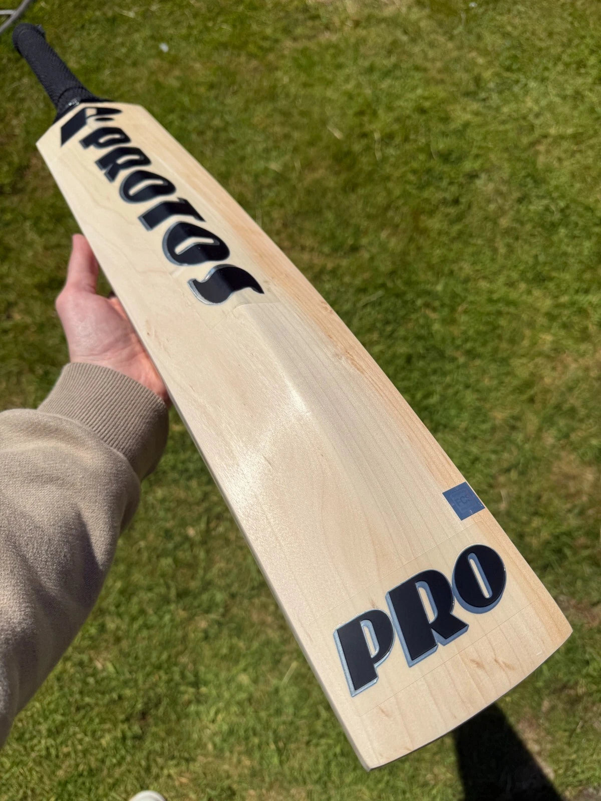 Protos Tornado Cricket Bat Short Handle 2lbs 9oz