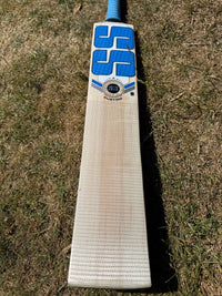 SS CUSTOM Handcrafted Lightweight Cricket Bat