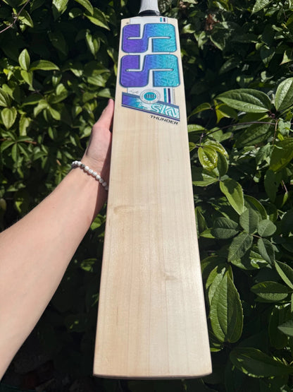 SS TON SKY Thunder Cricket Bat SH 2lbs 9oz