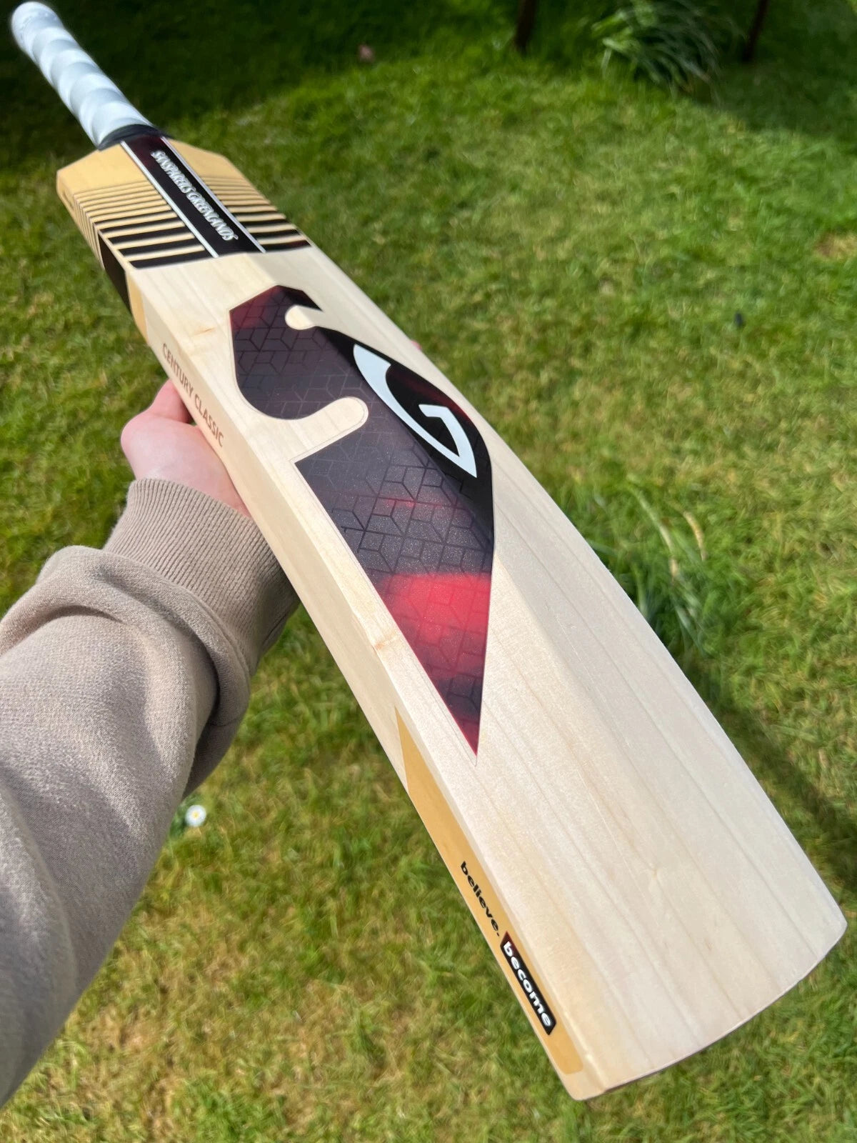 SG Century Classic Lightweight Cricket Bat SH 2.8