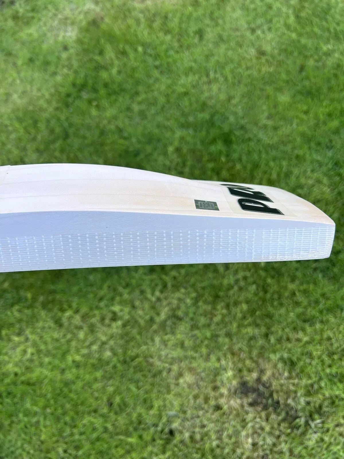 Protos Thunder FC Sondhi Cricket Bat SH 2lbs 10oz