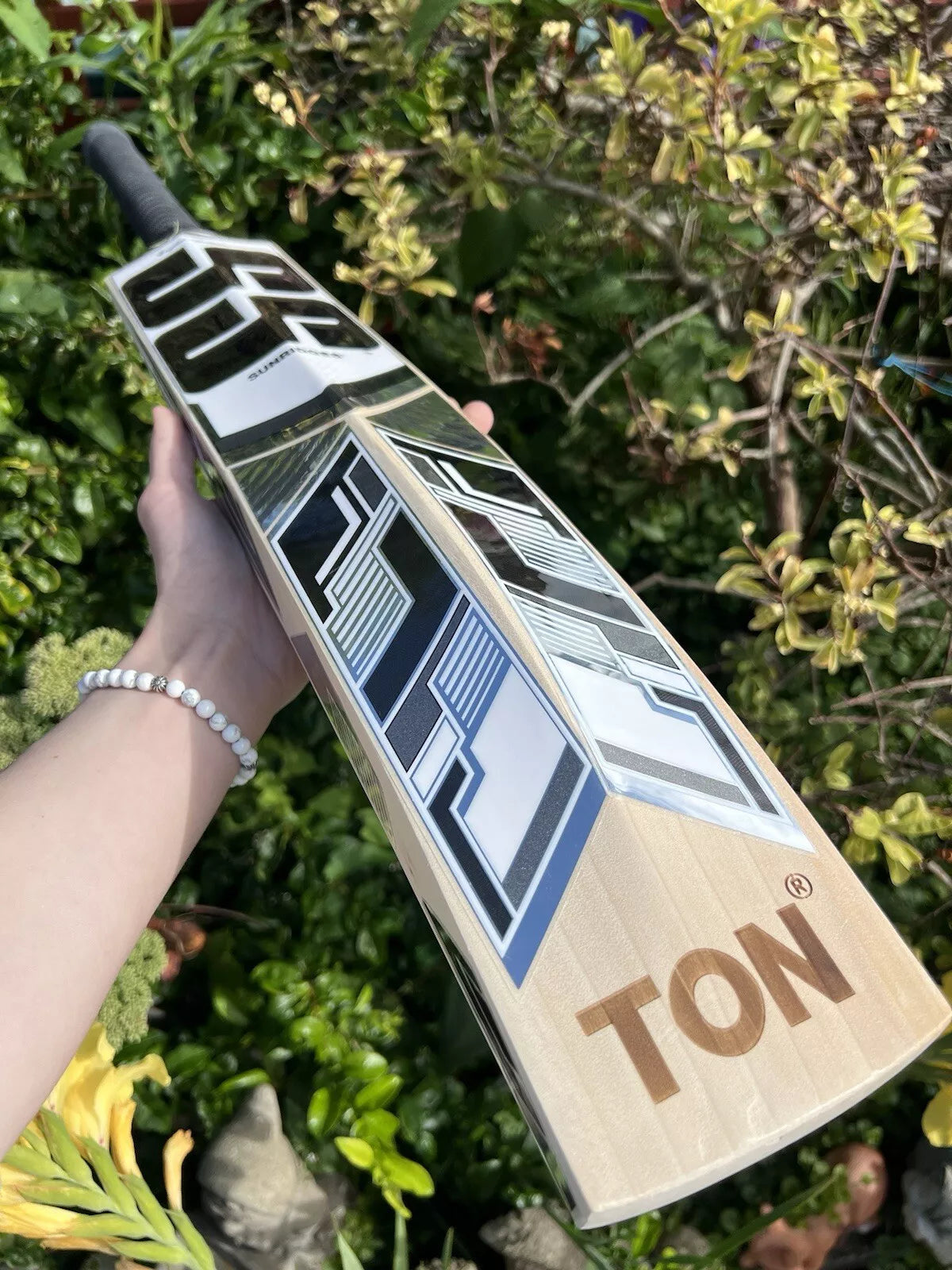 SS TON Master 99 Cricket Bat Short Handle 2lbs 10oz