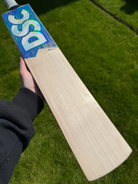 DSC BLU 111 Cricket Bat Short Handle 2lbs 8oz