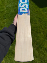 DSC BLU 111 Cricket Bat Short Handle 2lbs 8oz
