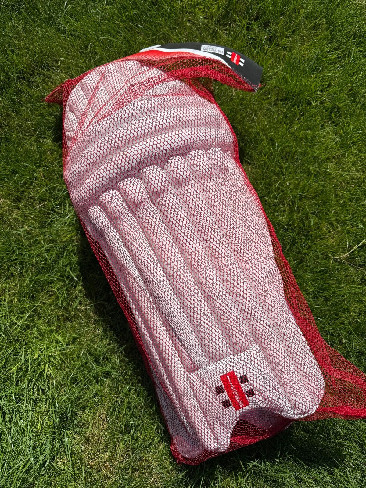 Gray Nicolls LEGEND Cricket Batting Pads - Small Adult RH
