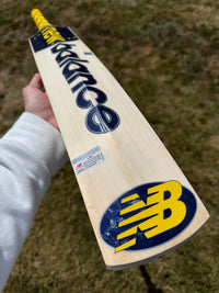 New Balance BURN600i Lightweight Cricket Bat