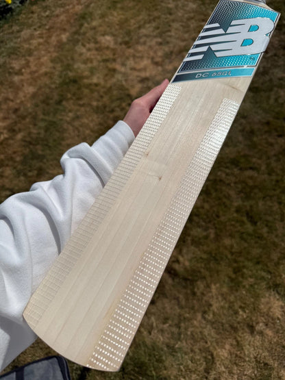 New Balance DC650i Cricket Bat