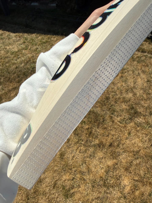 New Balance Heritage600i Cricket Bat