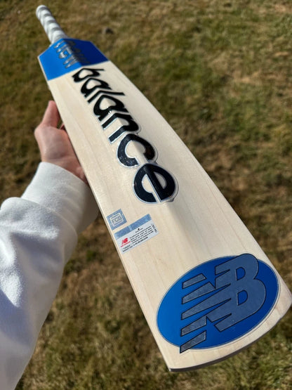 New Balance TC600i Lightweight Cricket Bat