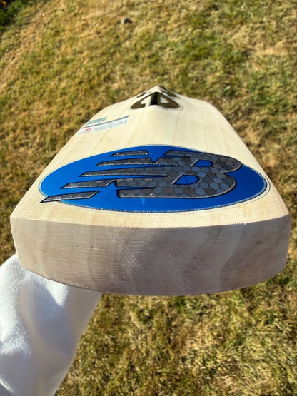 New Balance TC600i Lightweight Cricket Bat
