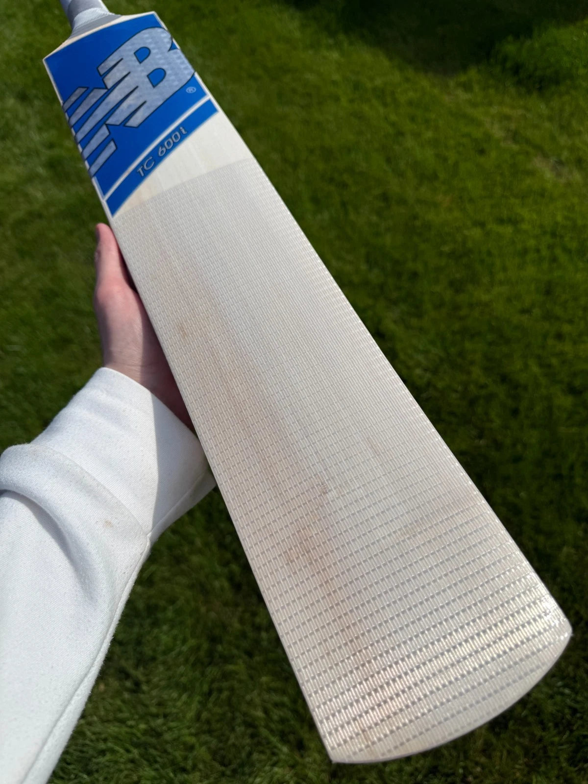 New Balance TC600i Ultra Lightweight Cricket Bat Short Handle 2lbs 7oz