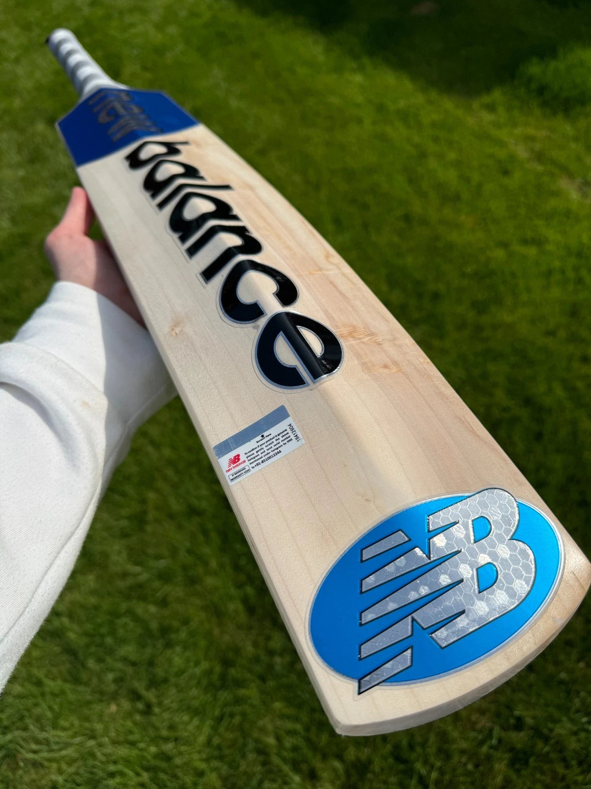 New Balance TC600i Ultra Lightweight Cricket Bat Short Handle 2lbs 7oz
