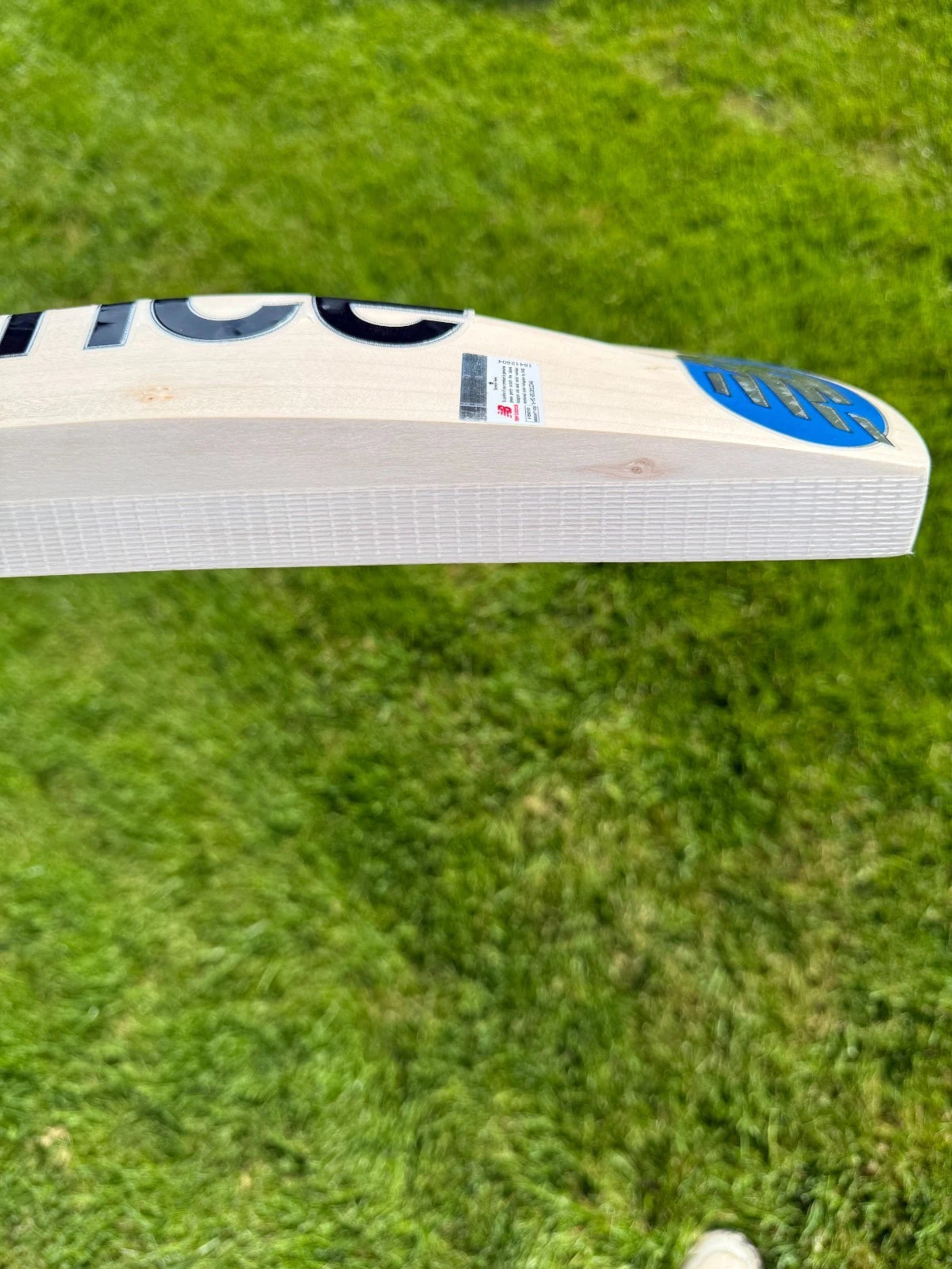 New Balance TC600i Ultra Lightweight Cricket Bat Short Handle 2lbs 7oz