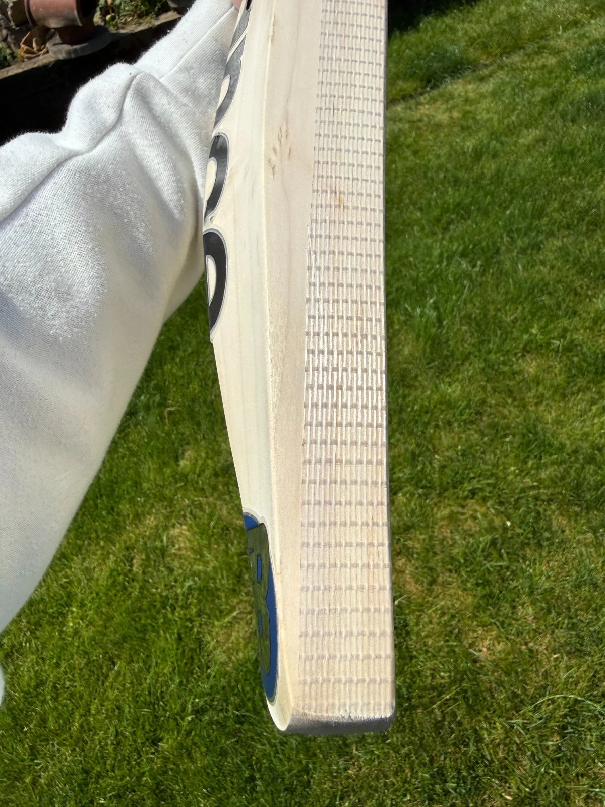 New Balance TC600i Ultra Lightweight Cricket Bat Short Handle 2lbs 7oz