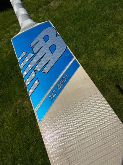 New Balance TC600i Ultra Lightweight Cricket Bat Short Handle 2lbs 7oz