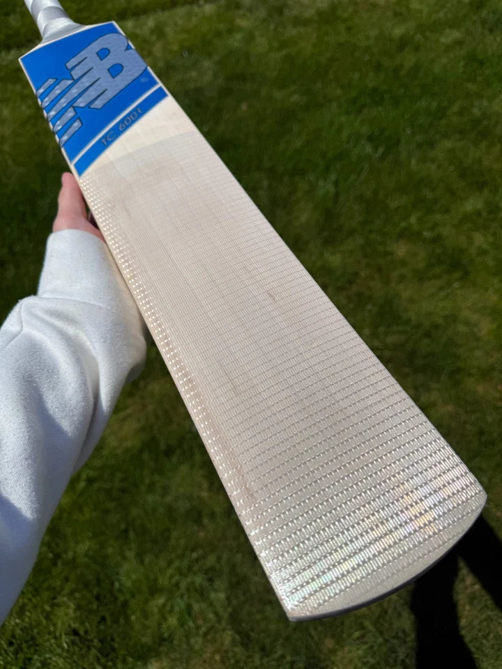 New Balance TC600i Ultra Lightweight Cricket Bat Short Handle 2lbs 7oz
