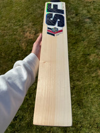SF Stanford Almandus 10000 Cricket Bat Short Handle 2lbs 9oz