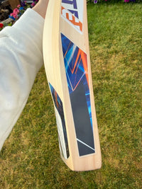 SF Blaster 8000 Cricket Bat Short Handle 2lbs 10oz