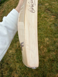 SF Incredible 7500 Cricket Bat