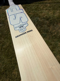 SF Stanford Gradiges 9000 Lightweight Cricket Bat