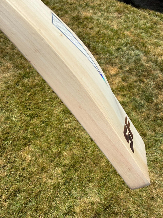 SF Stanford Gradiges 9000 Lightweight Cricket Bat