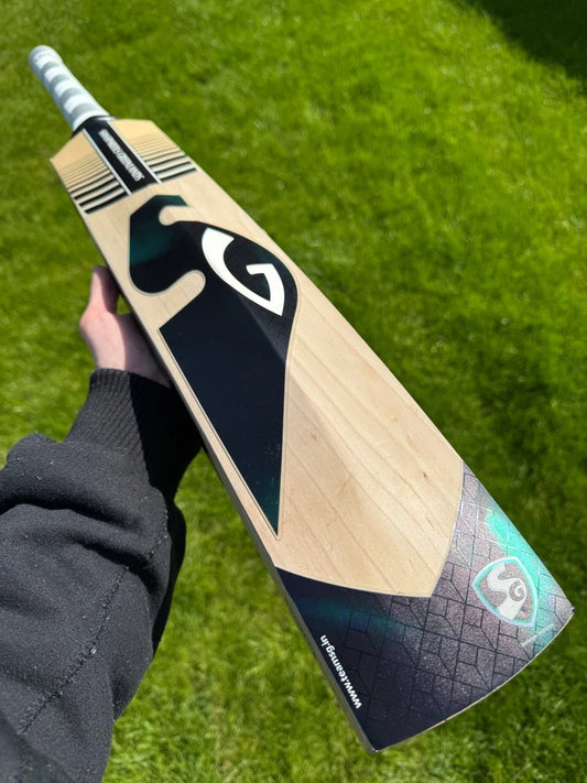 SG Skipper Xtreme Cricket Bat Short Handle 2lbs 9oz