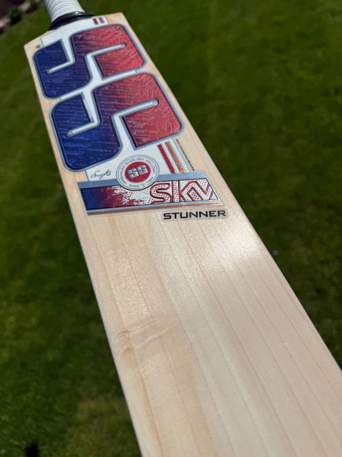 SS Sky Stunner Cricket Bat Short Handle 2lbs 9oz