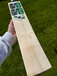 SS TON Sir Viv Richard Lightweight Cricket Bat Short Handle 2lbs 9oz