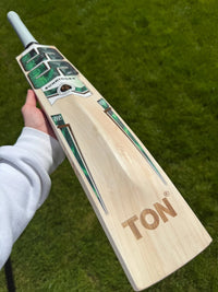SS TON Sir Viv Richard Lightweight Cricket Bat Short Handle 2lbs 9oz