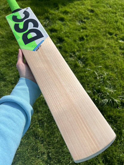 DSC Spliit 300 Cricket Bat 2lbs 10oz Short Handle