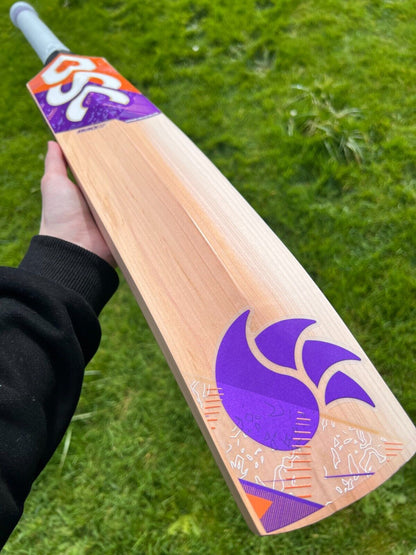 DSC Krunch 7.0 Cricket Bat 2lbs 10oz