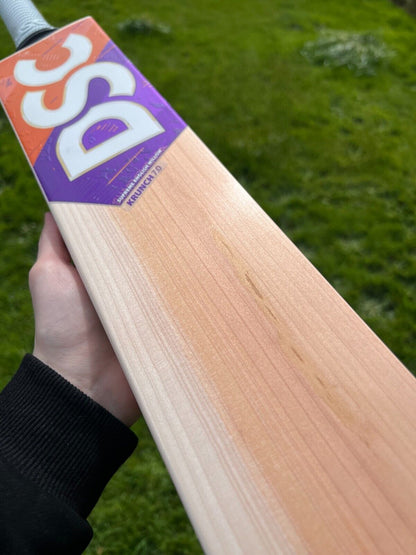 DSC Krunch 7.0 Cricket Bat 2lbs 10oz