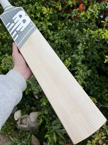 New Balance Heritage 570+ Cricket Bat SH 2lbs 9oz