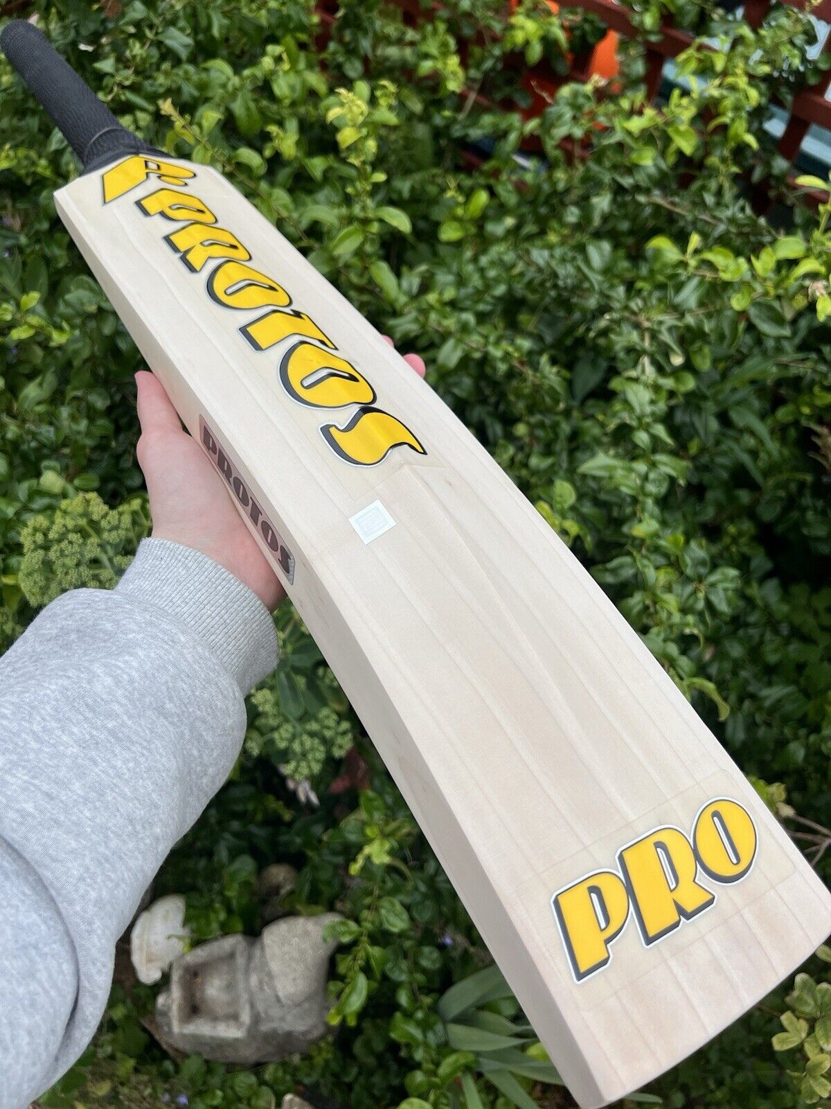 Protos Whirlwind FC Sondhi Cricket Bat Short Handle 2lbs 9oz