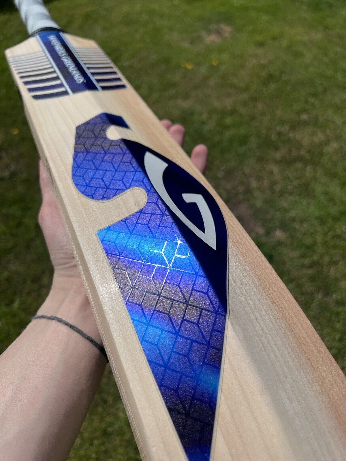 SG Triple Crown Classic Grade 1 Cricket Bat 2lbs 9oz